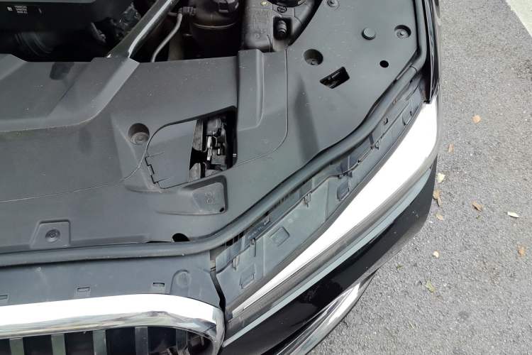 Used BMW 7 Series 2019 Updated 730Li Luxury Package Engine Bay Left