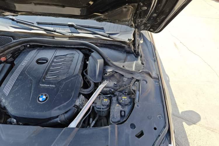 Used BMW 7 Series 2019 Restyled 740Li Leading Luxury Package Engine Bay Left