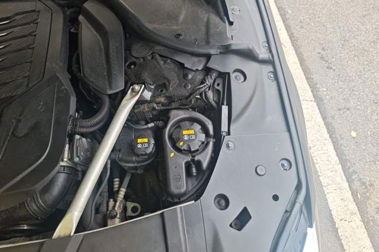 Used BMW 7 Series 2019 Restyled 740Li xDrive Executive M Sport Package Engine Bay Left