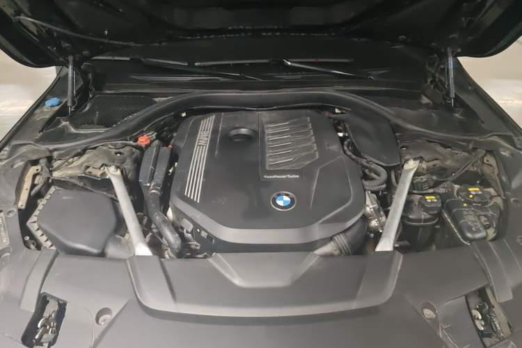 Used BMW 7 Series 2019 Updated 740Li Luxury Package Premium Edition Engine Bay