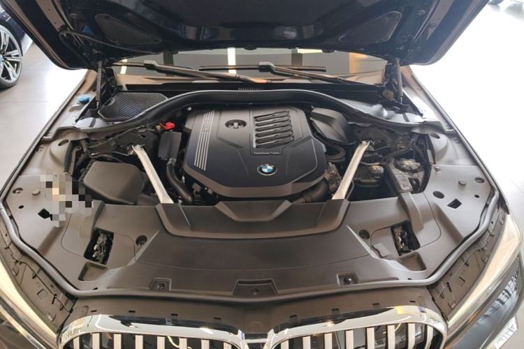 Used BMW 7 Series 2019 740Li Leading Model M Sport Package Engine Bay