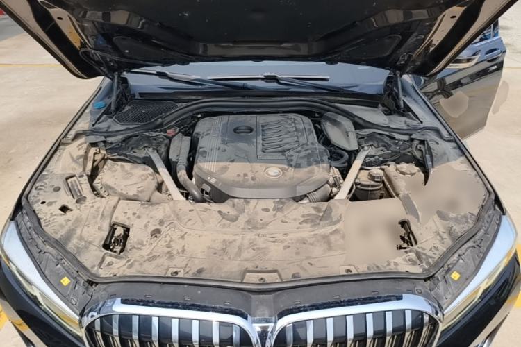 Used BMW 7 Series 2019 740Li Luxury Edition with Premium Package Engine Bay