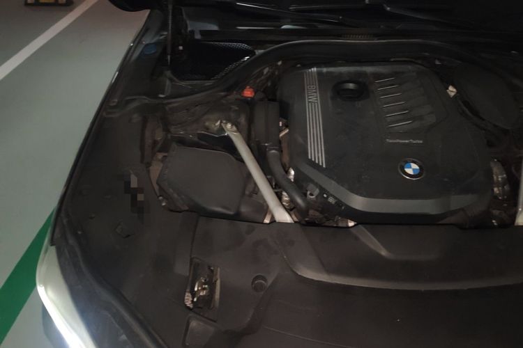 Used BMW 7 Series 2019 Restyled 740Li Leading Luxury Package Engine Bay Right