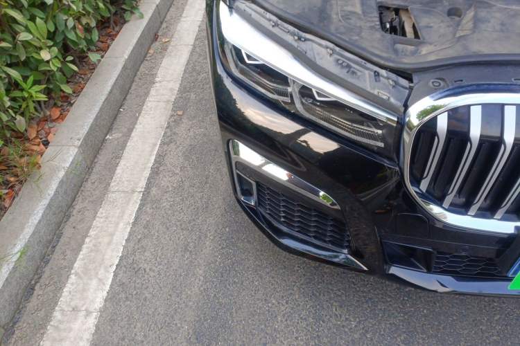 Used BMW 7 Series 2019 Restyled 740Li Leading Edition M Sport Package Engine Bay Right