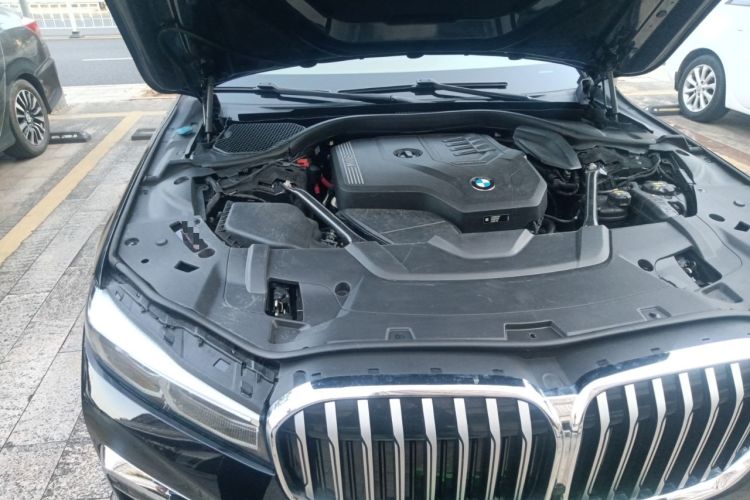 Used BMW 7 Series 2019 730Li M Sport Package Engine Bay Right