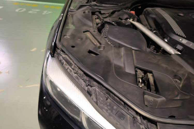 Used BMW 7 Series 2019 Updated 740Li Luxury Version M Sport Package Engine Bay Right