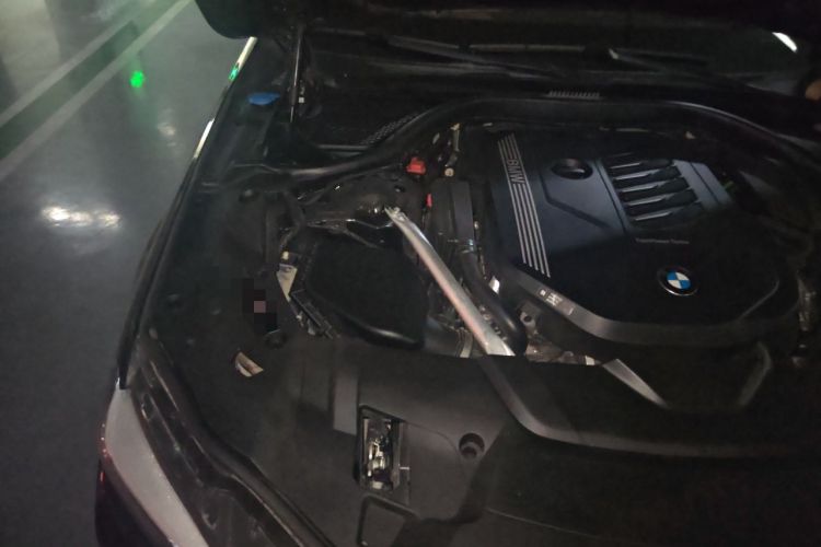Used BMW 7 Series 2019 740Li Luxury Edition with Premium Package Engine Bay Right
