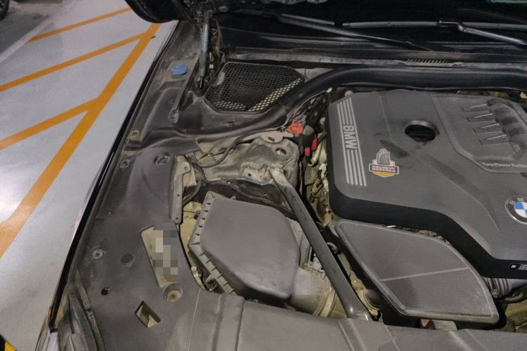 Used BMW 7 Series 2019 730Li M Sport Package Engine Bay Right