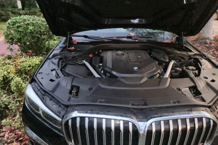 Used BMW 7 Series 2019 740Li Leading Model M Sport Package Engine Bay Right