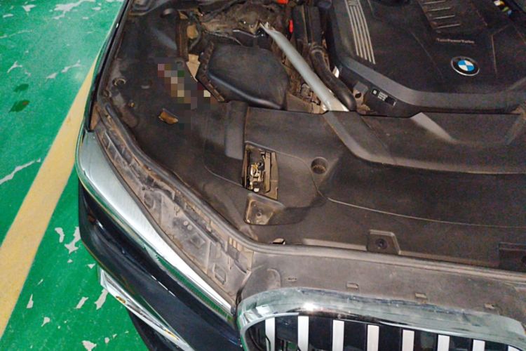 Used BMW 7 Series 2019 740Li Leading Model M Sport Package Engine Bay Right