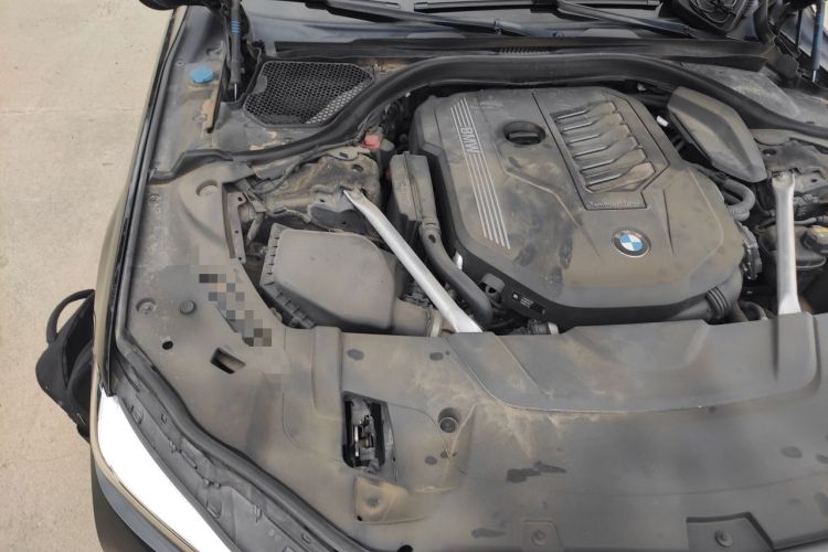 Used BMW 7 Series 2019 Restyled 740Li Leading Luxury Package Engine Bay Right