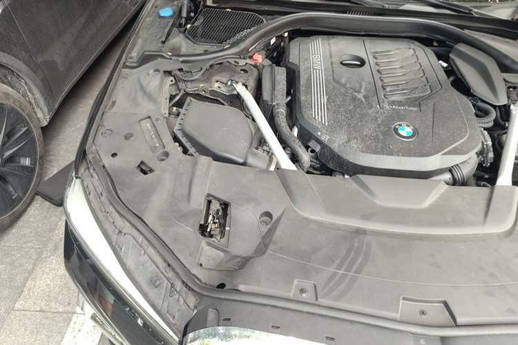 Used BMW 7 Series 2019 Restyled 740Li Leading Edition M Sport Package Engine Bay Right