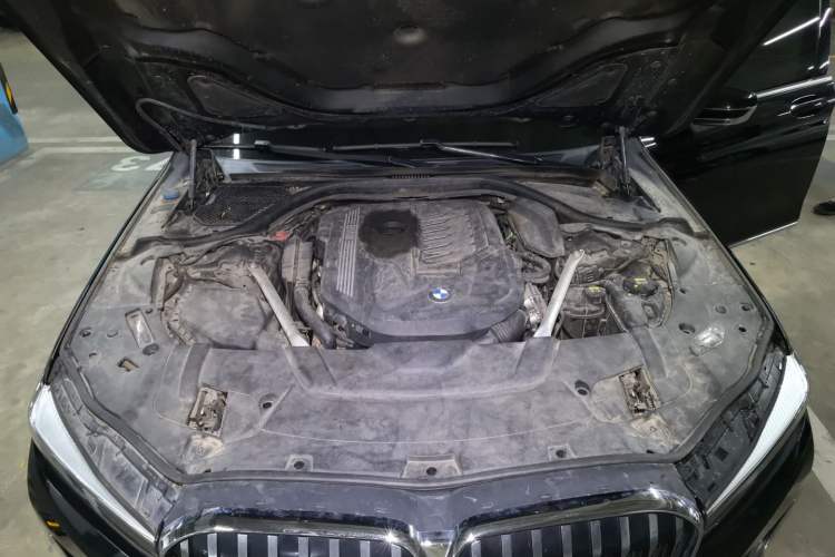 Used BMW 7 Series 2019 Restyled 740Li Leading Luxury Package Engine Bay