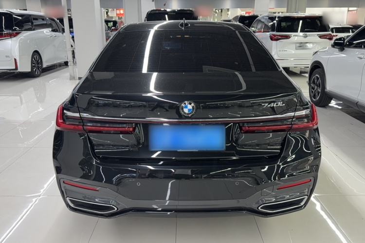 Used BMW 7 Series 2019 Restyled 740Li Leading Edition M Sport Package Exterior 1