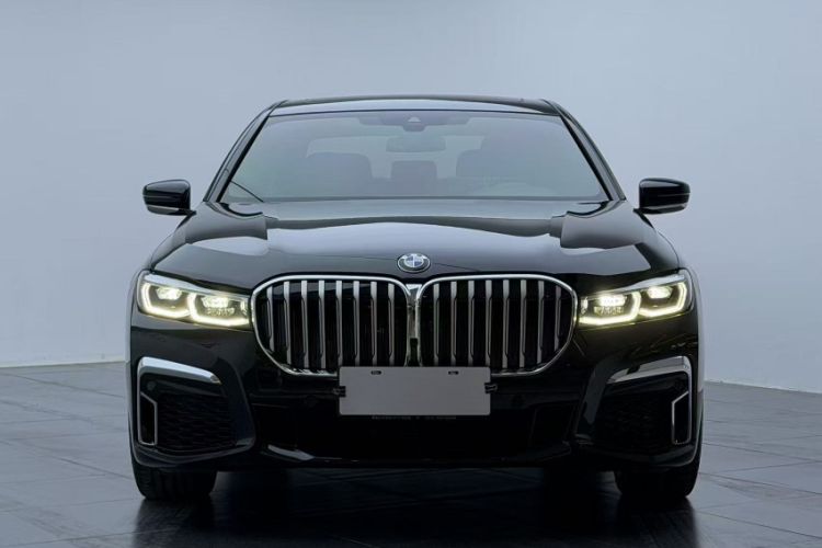 Used BMW 7 Series 2019 Restyled 740Li Leading Edition M Sport Package Exterior 1