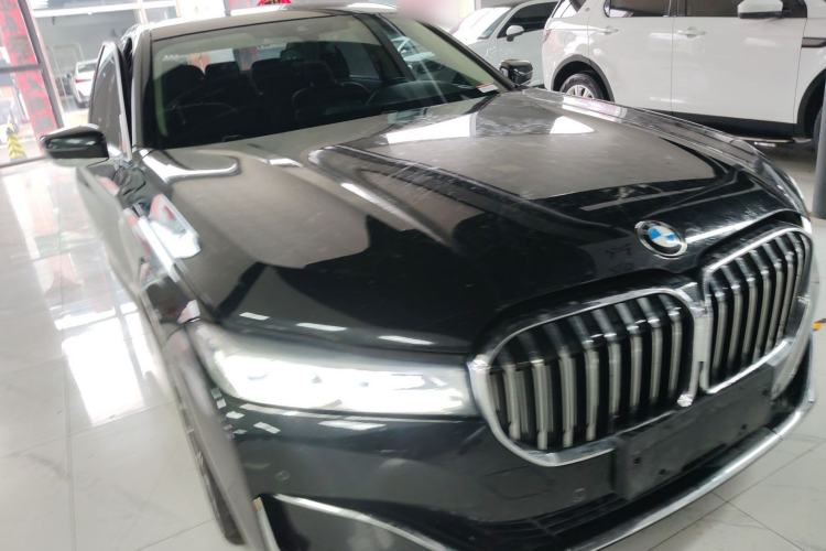 Used BMW 7 Series 2019 Restyled 740Li Leading Luxury Package Exterior 1