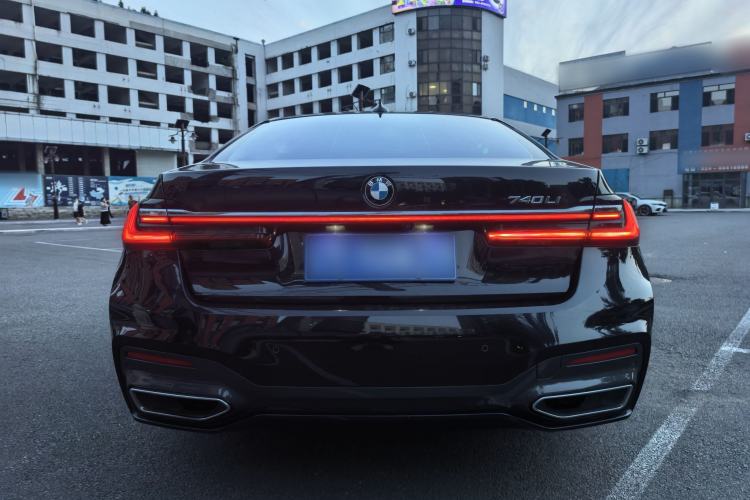 Used BMW 7 Series 2019 730Li M Sport Package Exterior 12