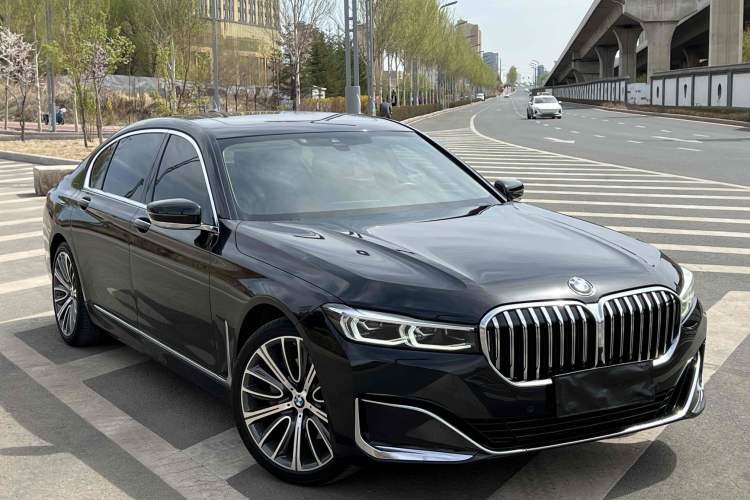 Used BMW 7 Series 2019 Restyled 740Li Leading Luxury Package Exterior 2