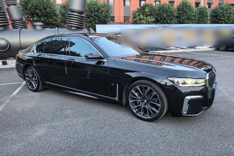 Used BMW 7 Series 2019 730Li M Sport Package Exterior 2