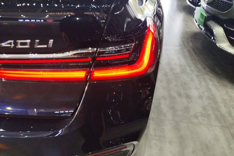 Used BMW 7 Series 2019 Restyled 740Li Leading Edition M Sport Package Exterior 2