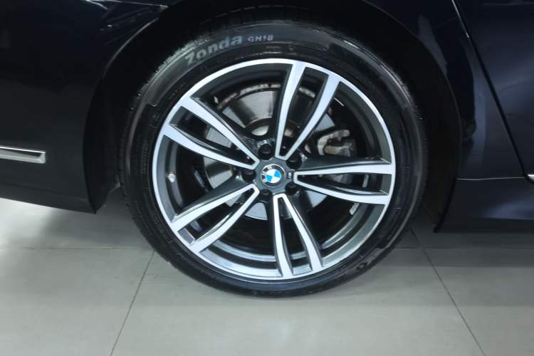 Used BMW 7 Series 2019 Restyled 730Li M Sport Package Exterior 2