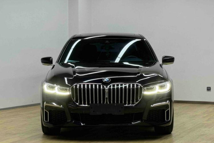 Used BMW 7 Series 2019 Restyled 730Li M Sport Package Exterior 2