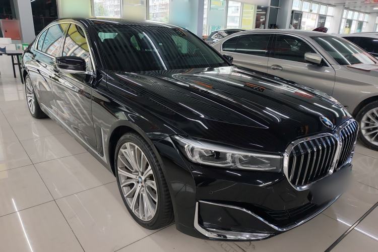 Used BMW 7 Series 2019 Restyled 740Li Leading Luxury Package Exterior 2
