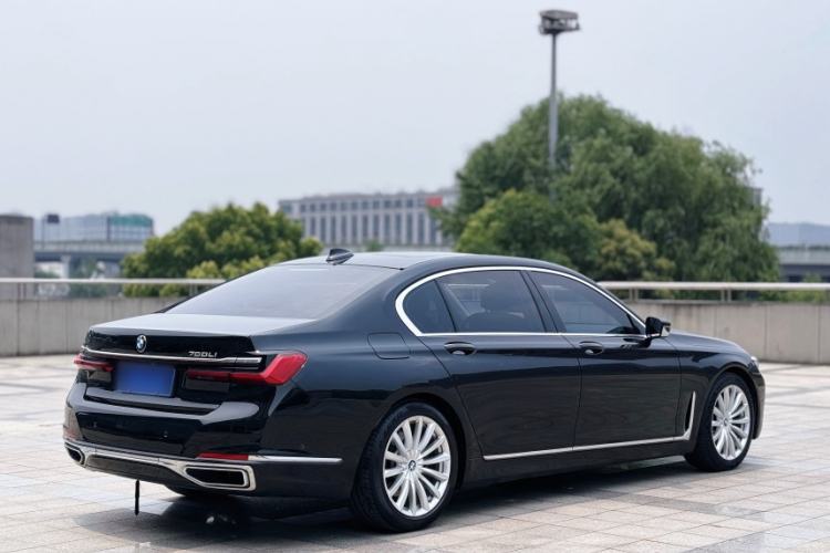 Used BMW 7 Series 2019 Updated 730Li Luxury Package Exterior 2