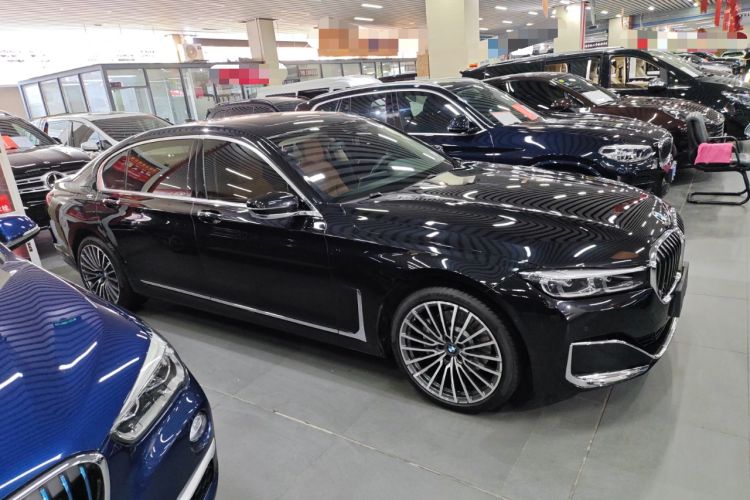 Used BMW 7 Series 2019 Updated 730Li Luxury Package Exterior 3