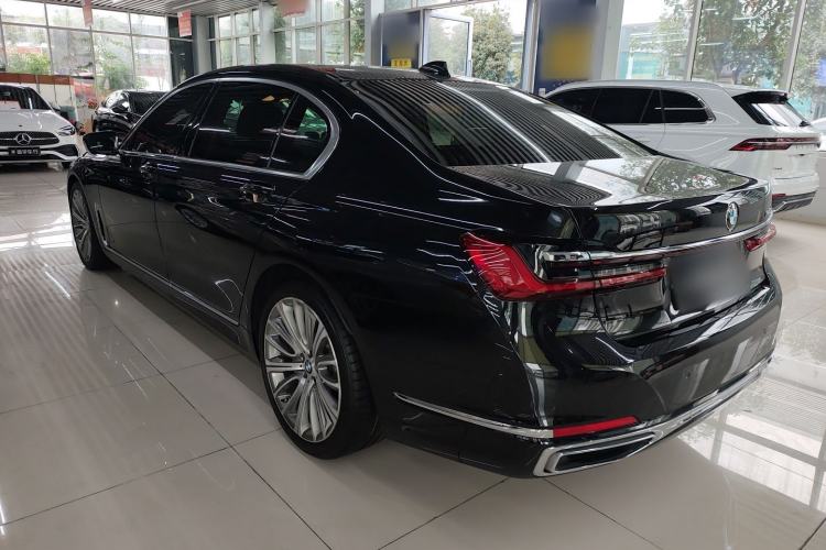Used BMW 7 Series 2019 Restyled 740Li Leading Luxury Package Exterior 3