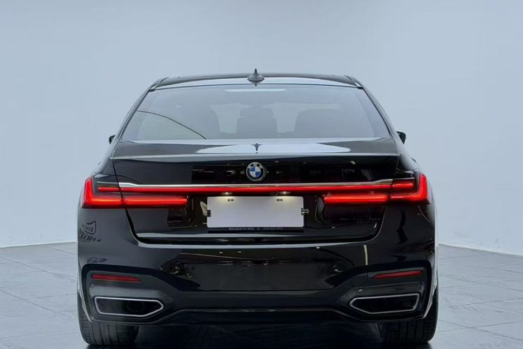 Used BMW 7 Series 2019 Restyled 740Li Leading Edition M Sport Package Exterior 3