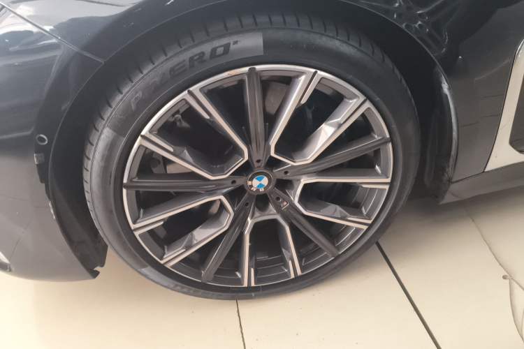 Used BMW 7 Series 2019 Restyled 740Li Leading Edition M Sport Package Exterior 3
