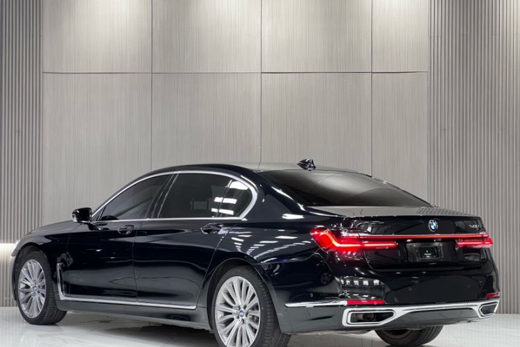 Used BMW 7 Series 2019 Restyled 740Li Leading Luxury Package Exterior 3