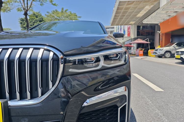 Used BMW 7 Series 2019 Restyled 740Li Leading Edition M Sport Package Exterior 4