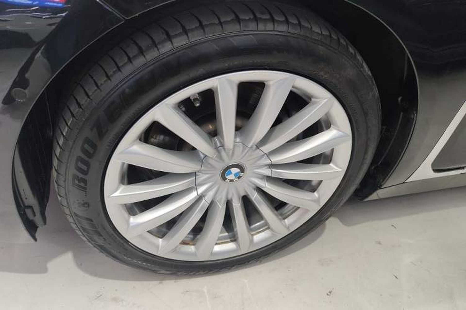 Used BMW 7 Series 2019 Updated 730Li Luxury Package Exterior 4