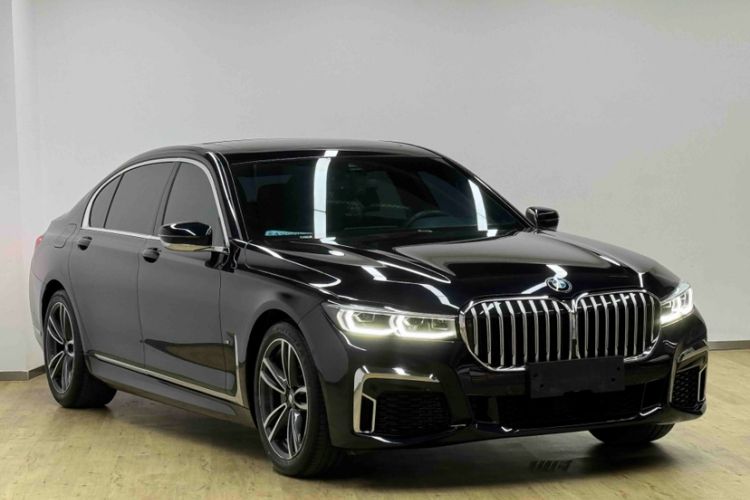 Used BMW 7 Series 2019 Restyled 730Li M Sport Package Exterior 4