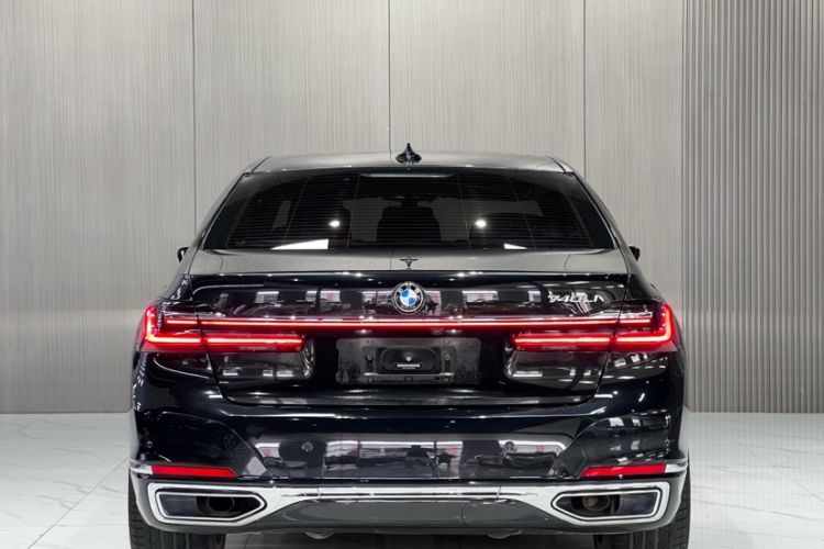 Used BMW 7 Series 2019 Restyled 740Li Leading Luxury Package Exterior 4
