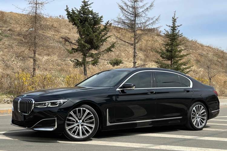 Used BMW 7 Series 2019 Restyled 740Li Leading Luxury Package Exterior 5