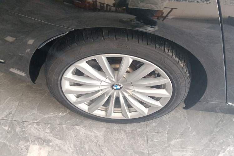 Used BMW 7 Series 2019 730Li Luxury Package Exterior 5