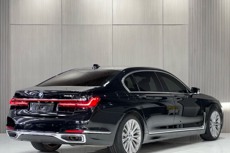 Used BMW 7 Series 2019 Restyled 740Li Leading Luxury Package Exterior 5