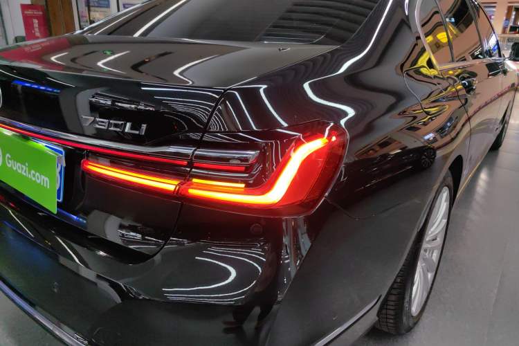 Used BMW 7 Series 2019 Updated 730Li Luxury Package Exterior 6