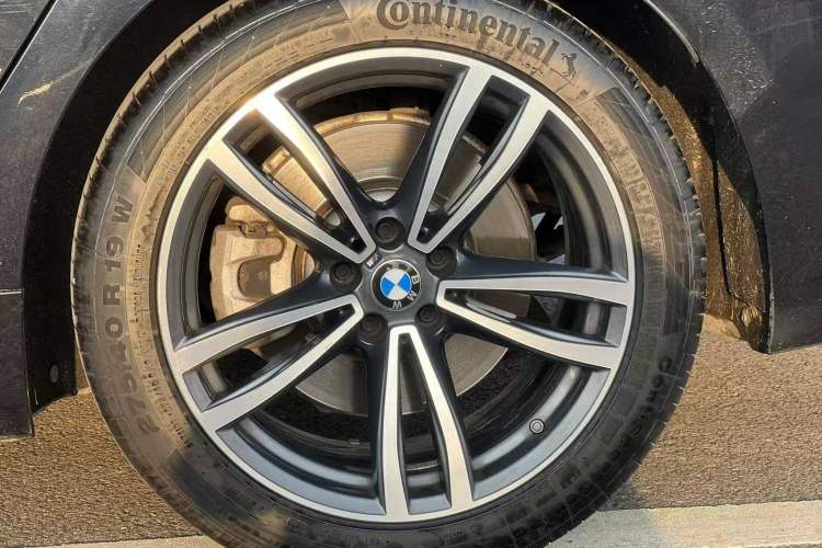 Used BMW 7 Series 2019 Restyled 730Li M Sport Package Exterior 7