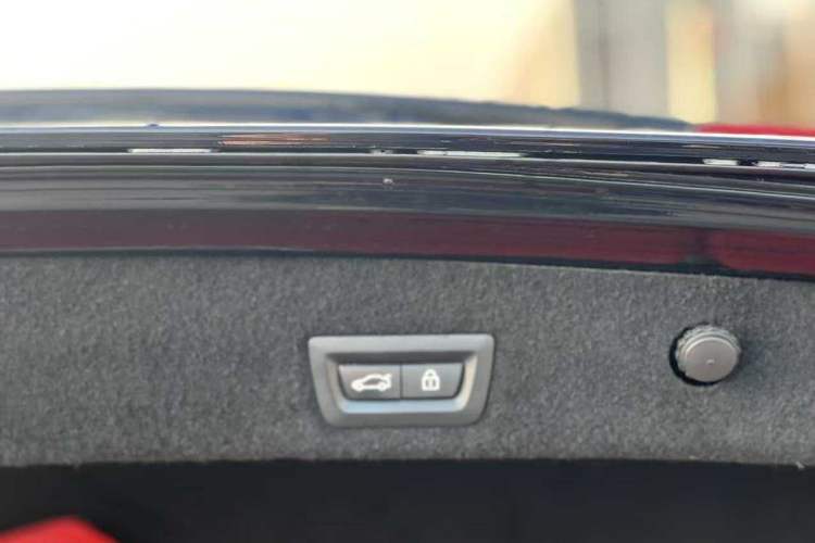Used BMW 7 Series 2019 Restyled 730Li M Sport Package Exterior 8