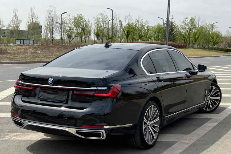 Used BMW 7 Series 2019 Restyled 740Li Leading Luxury Package Exterior 9
