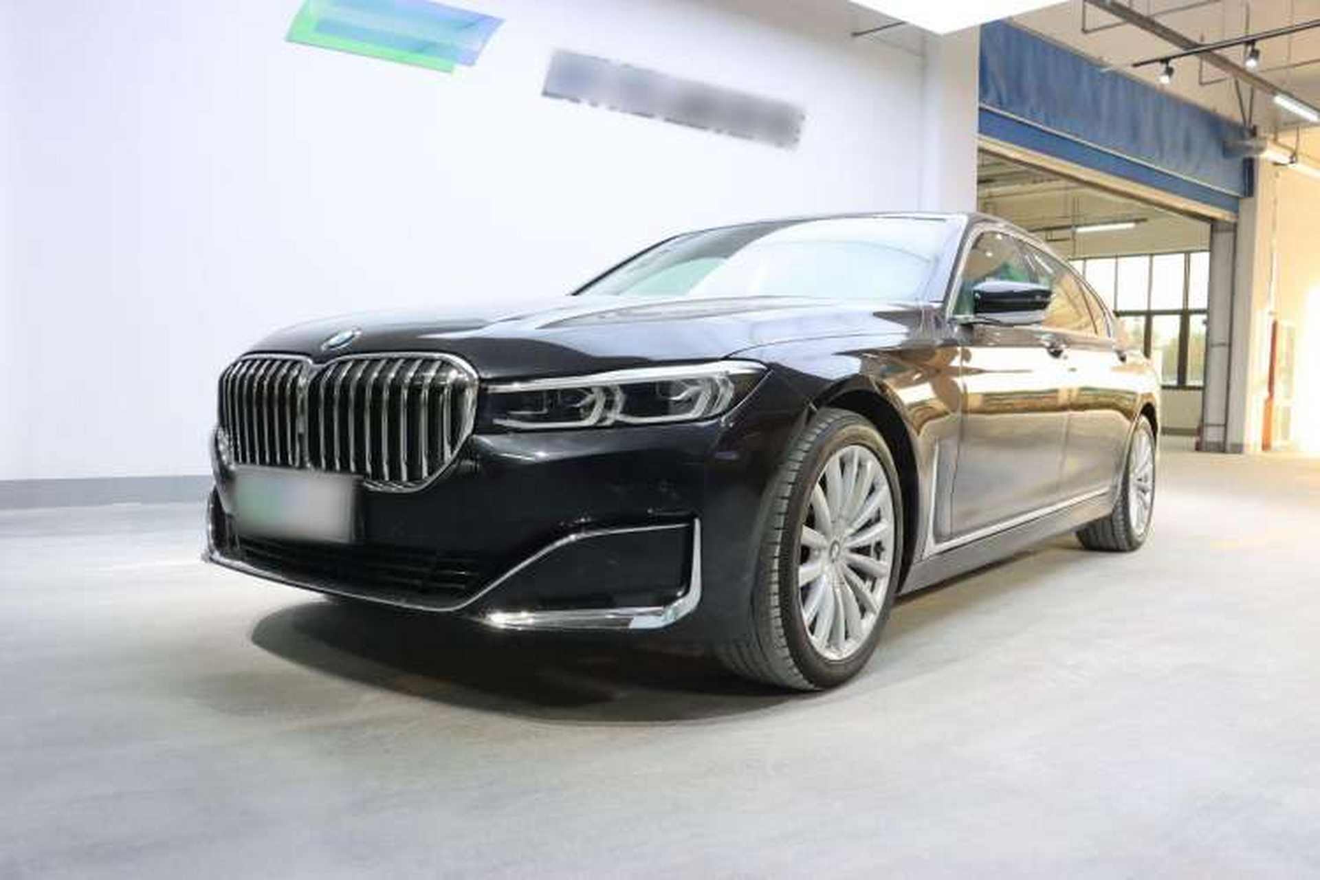Used BMW 7 Series 2019 Updated 730Li Luxury Package Front Left 45 Deg