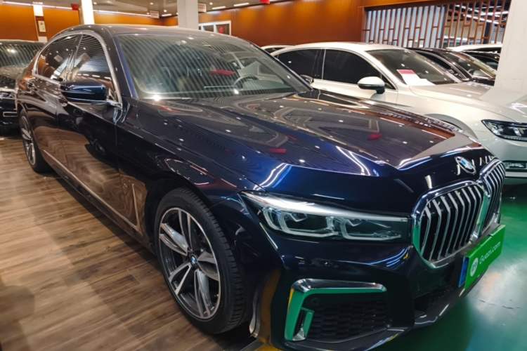 Used BMW 7 Series 2019 Restyled 730Li M Sport Package Front Right 45 Deg