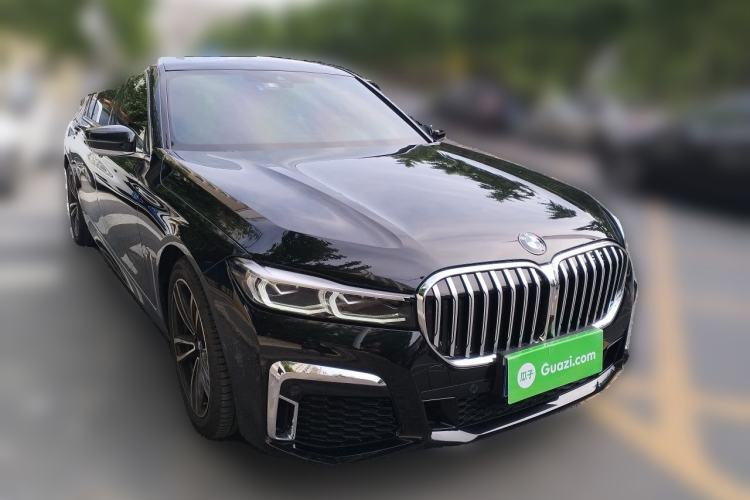 Used BMW 7 Series 2019 Restyled 730Li M Sport Package Front Right 45 Deg