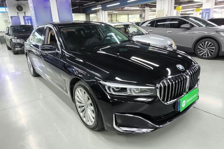 Used BMW 7 Series 2019 Updated 730Li Luxury Package Front Right 45 Deg