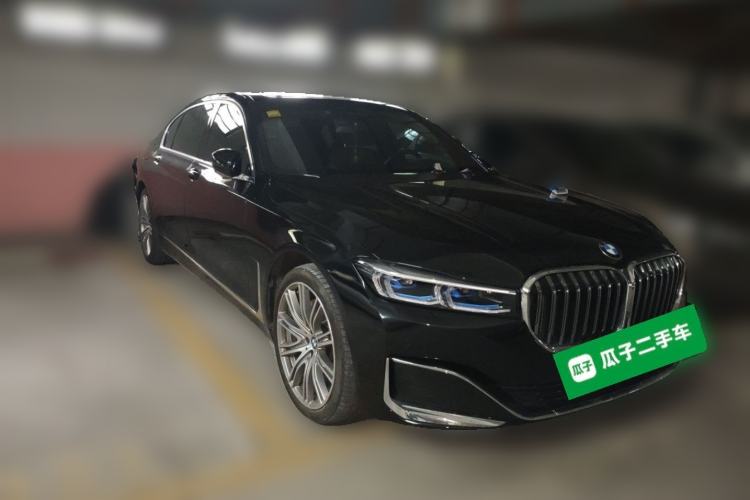 Used BMW 7 Series 2019 740Li xDrive Executive Luxury Package Front Right 45 Deg