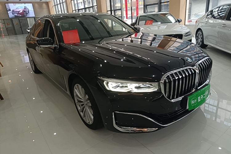 Used BMW 7 Series 2019 Updated 730Li Luxury Package Front Right 45 Deg